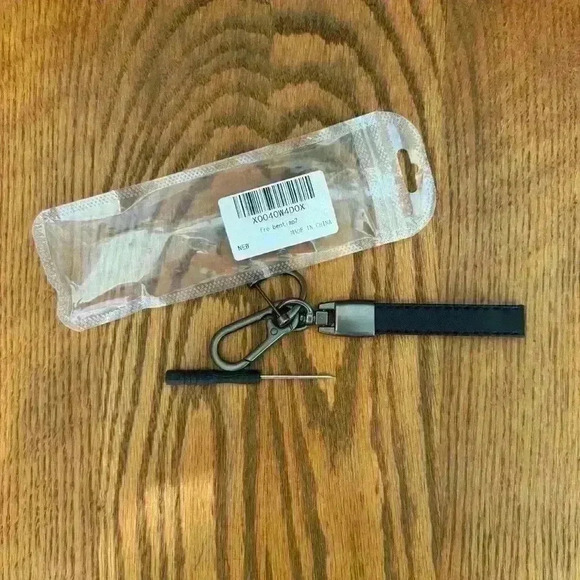 New Honda Key Ring With Mini Screwdriver, Black, Dark Silver - Picture 2 of 4